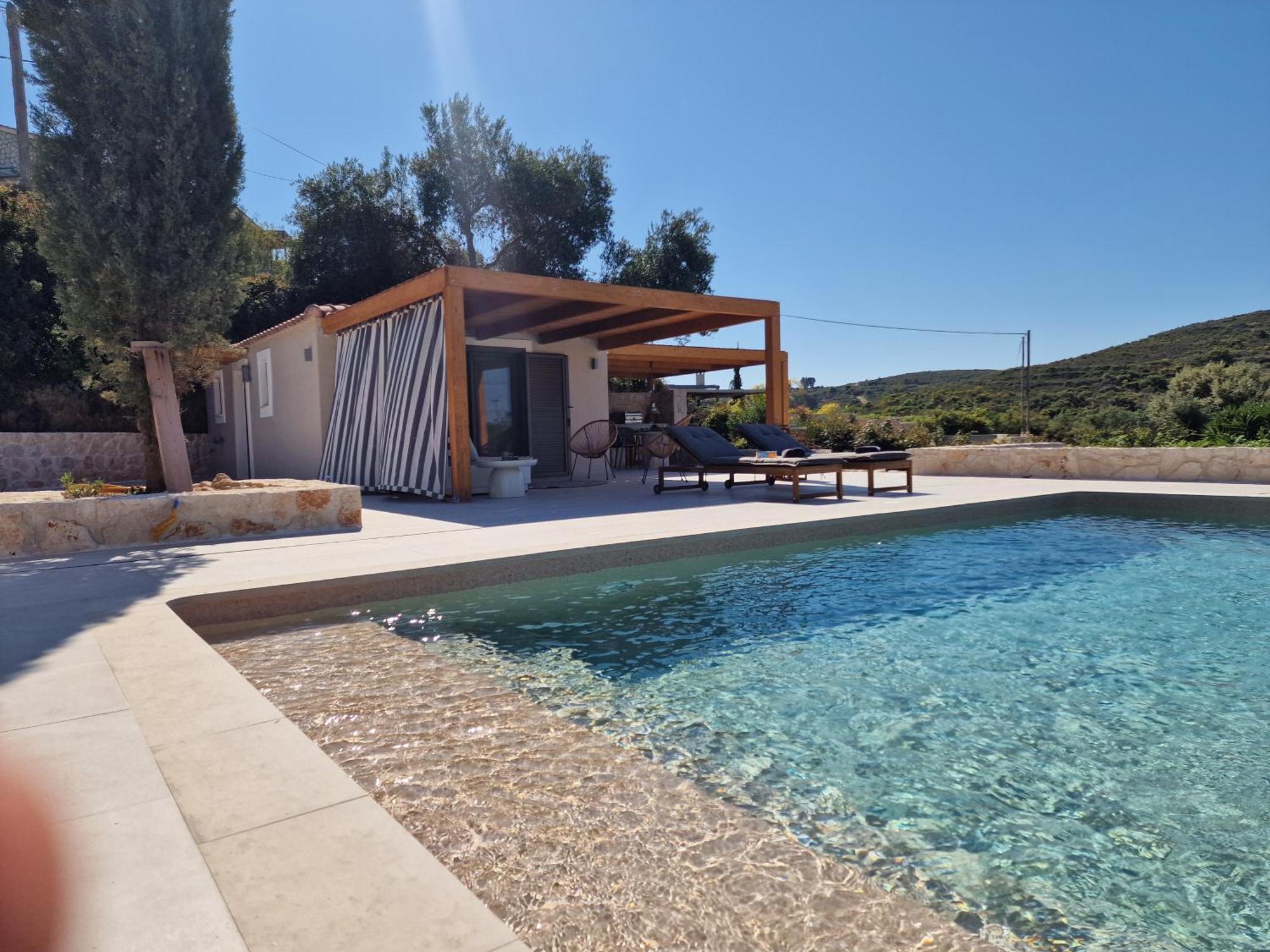 Sunny Villas Klismata Luaran gambar