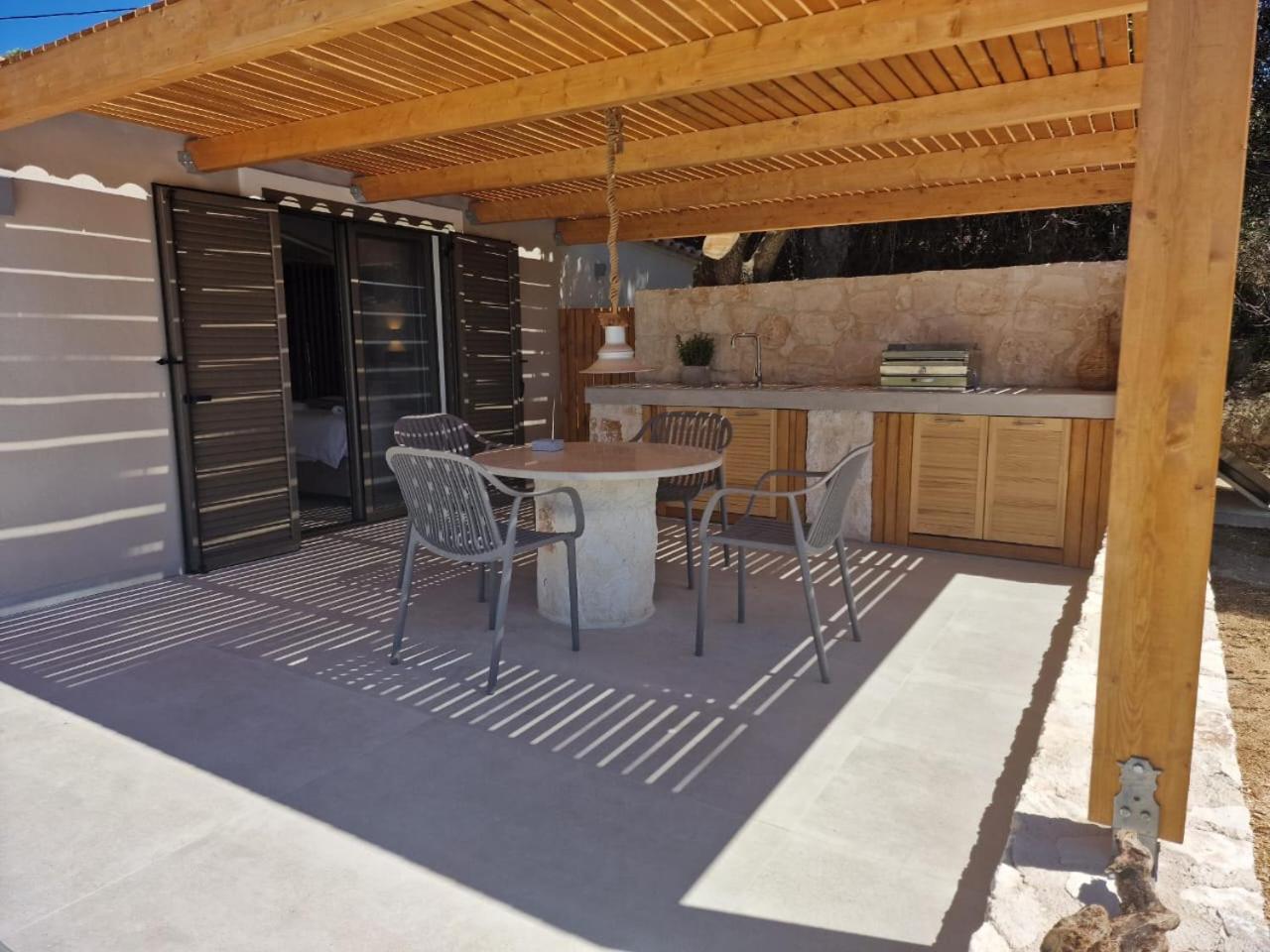 Sunny Villas Klismata Luaran gambar